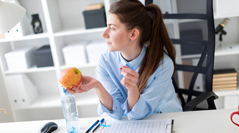 Nutrition Strategies for Desk Workers Nutrition Strategies for Desk Workers