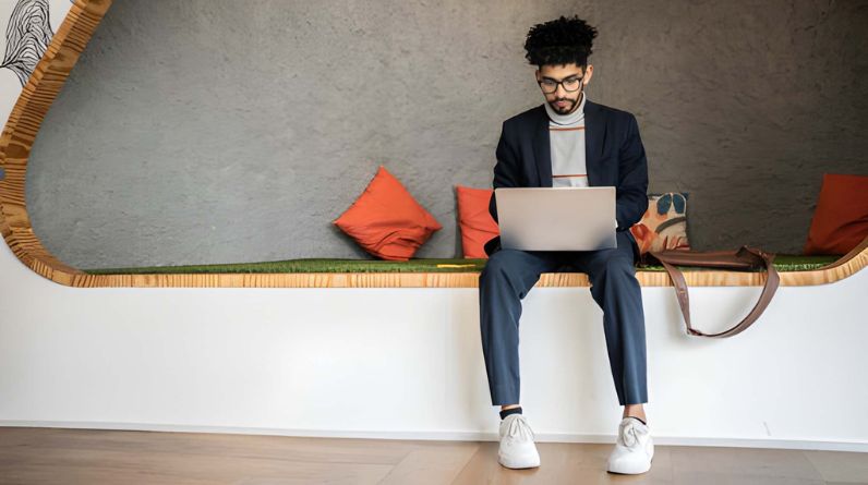 Office Wear Mistakes Office Wear Mistakes